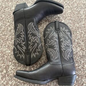 Ariat Black Men’s Cowboy Boots
